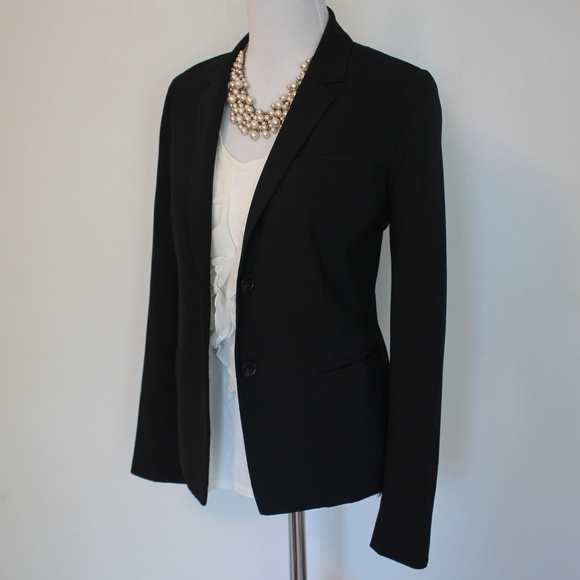 GAP Jackets & Blazers - GAP Size 6 Black Suit Jacket Blazer
